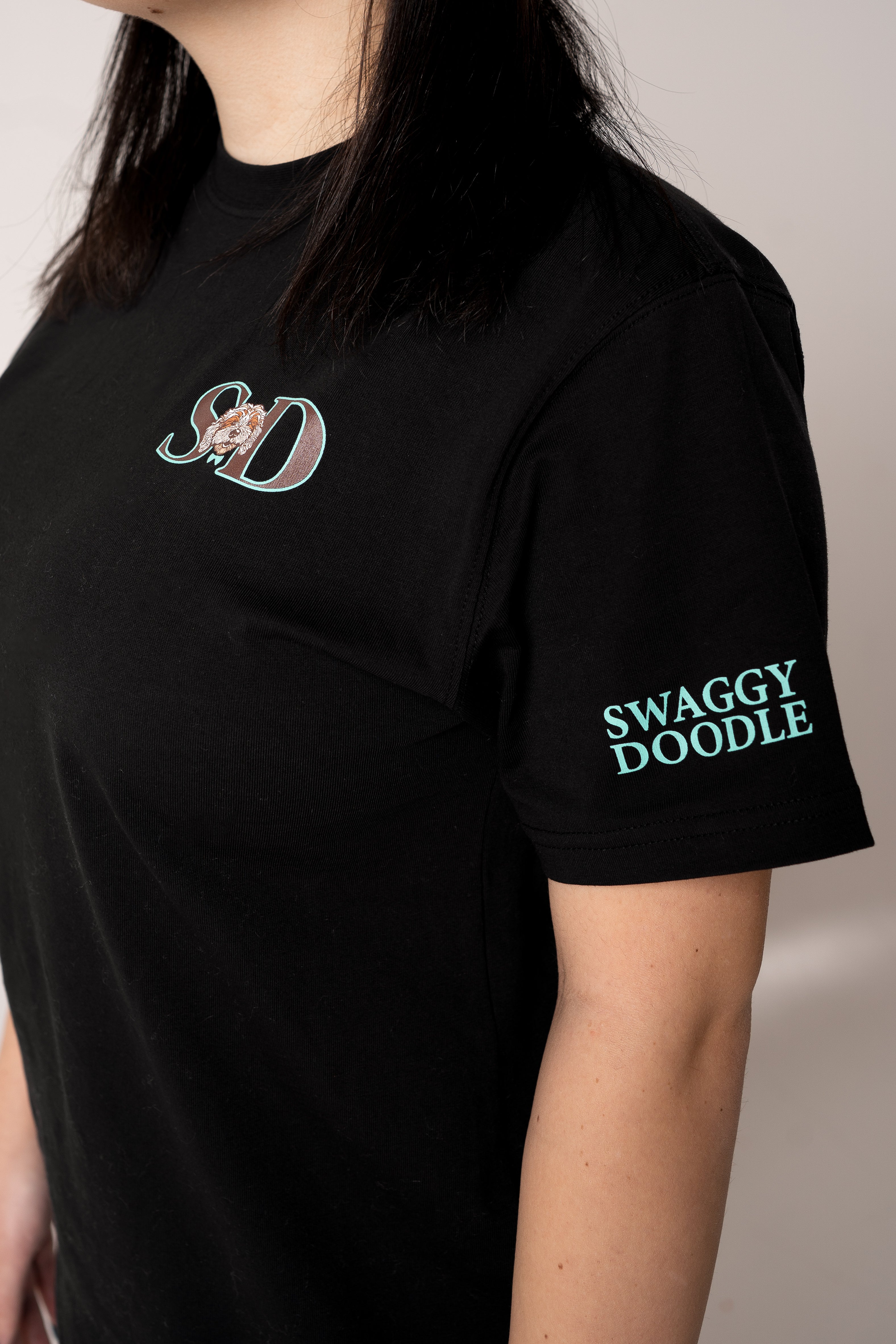 Women tshirt black